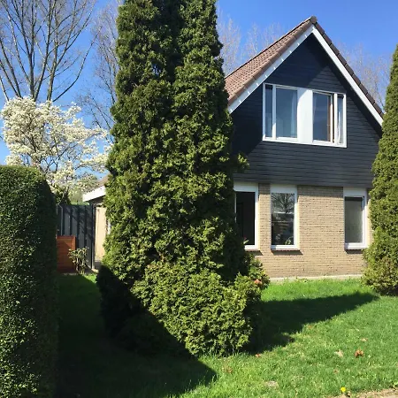 Bed & Breakfast Holiday & Business Schiphol Airport Hoofddorp
