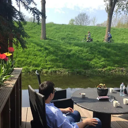 Bed & Breakfast Holiday & Business Schiphol Airport