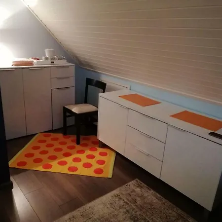 Holiday & Business Schiphol Airport 2*