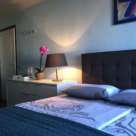 Holiday & Business Schiphol Airport Hoofddorp